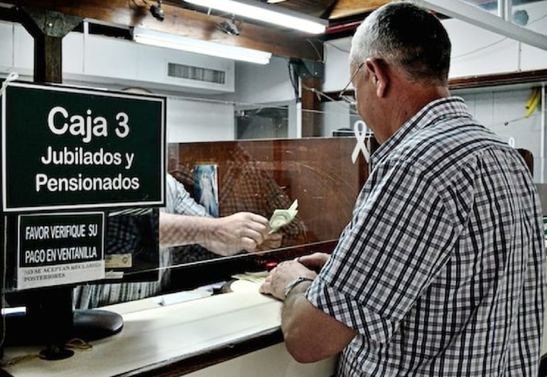 Caja Fiscal enfrenta un déficit que supera en diez veces los intereses cobrados